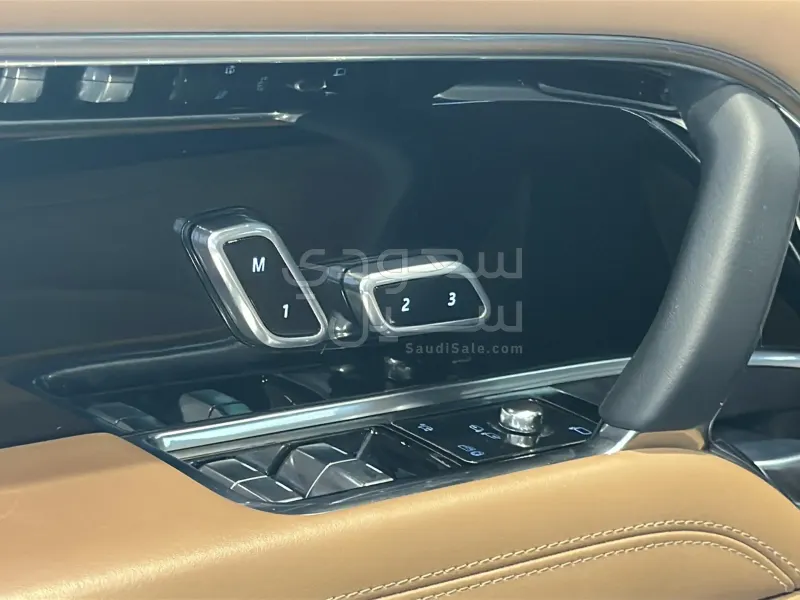 2024 لاند روفر رينج روفر اوتوبيوغرافي