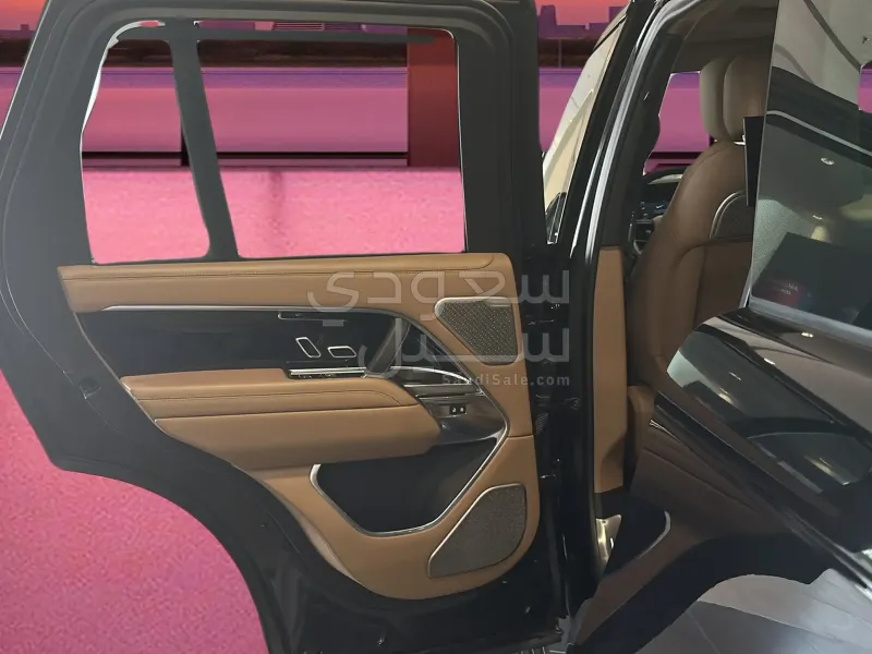 2024 لاند روفر رينج روفر اوتوبيوغرافي