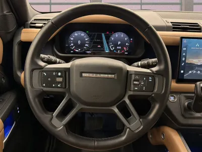 2025 لاند روفر ديفيندر 110