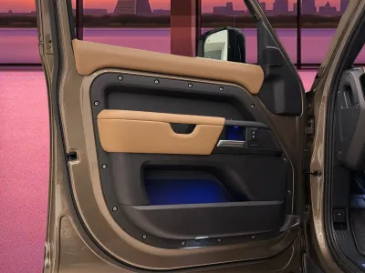 2025 لاند روفر ديفيندر 110