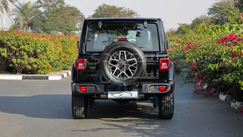 2025 Jeep Wrangler Sahara