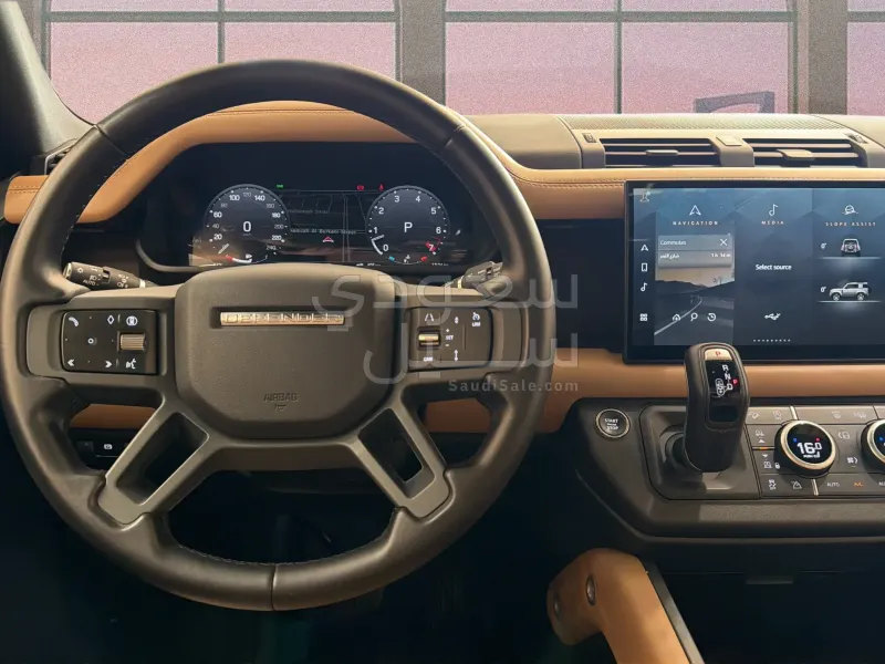 2025 لاند روفر ديفيندر 90