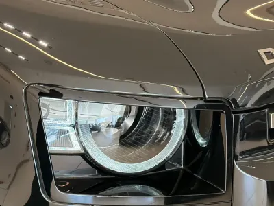 2025 لاند روفر ديفيندر 90