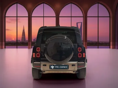 2025 لاند روفر ديفيندر 90