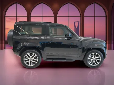 2025 لاند روفر ديفيندر 90