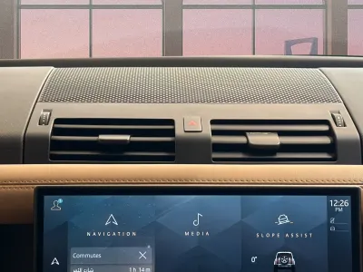 2025 لاند روفر ديفيندر 90