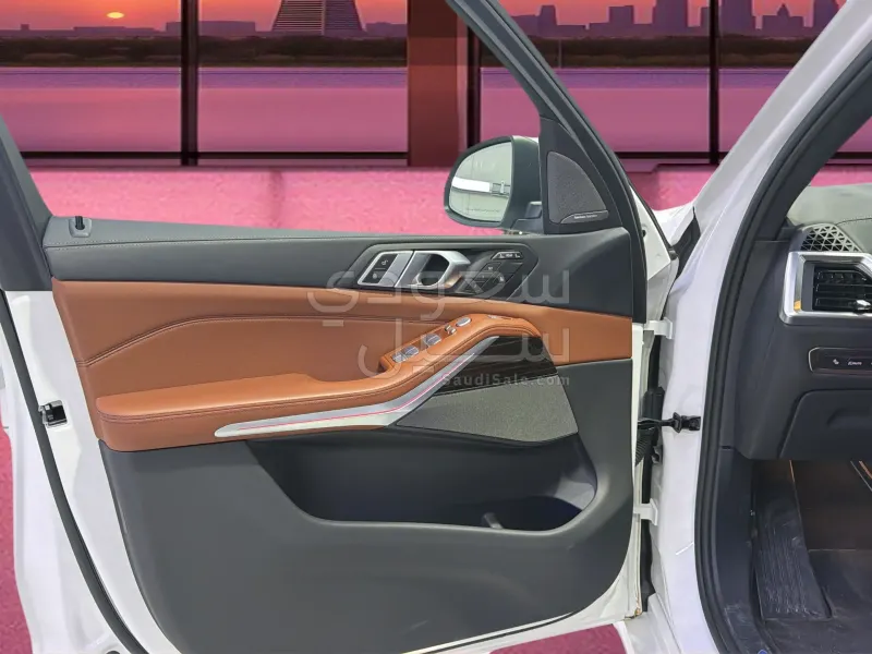 2025 بي ام دبليو الفئة اكس 7