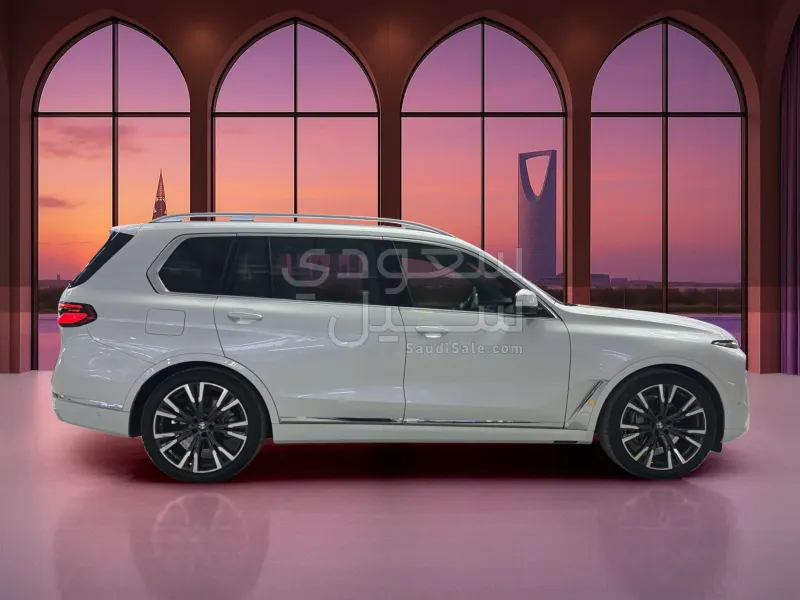 2025 بي ام دبليو الفئة اكس 7