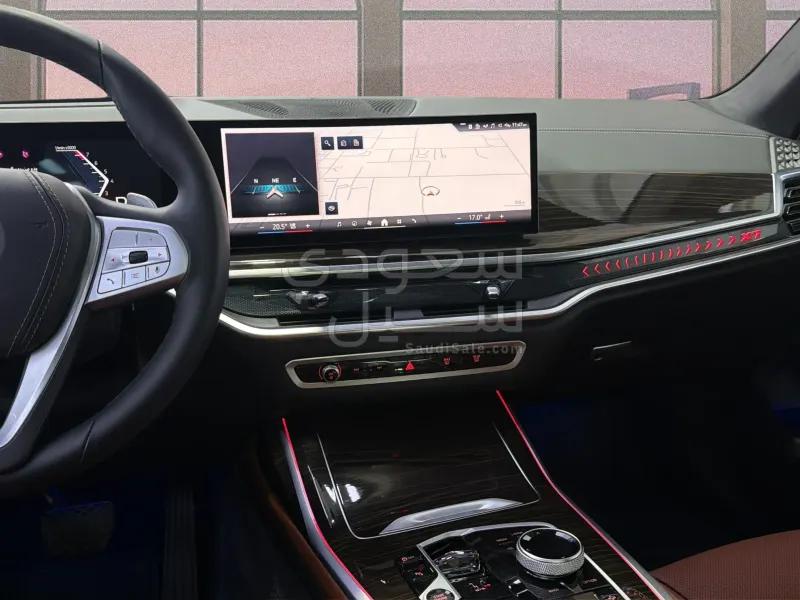 2025 بي ام دبليو الفئة اكس 7