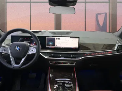 2025 بي ام دبليو الفئة اكس 7