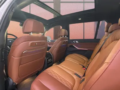 2025 بي ام دبليو الفئة اكس 7