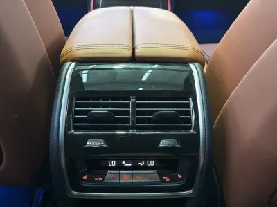 2025 بي ام دبليو الفئة اكس 7