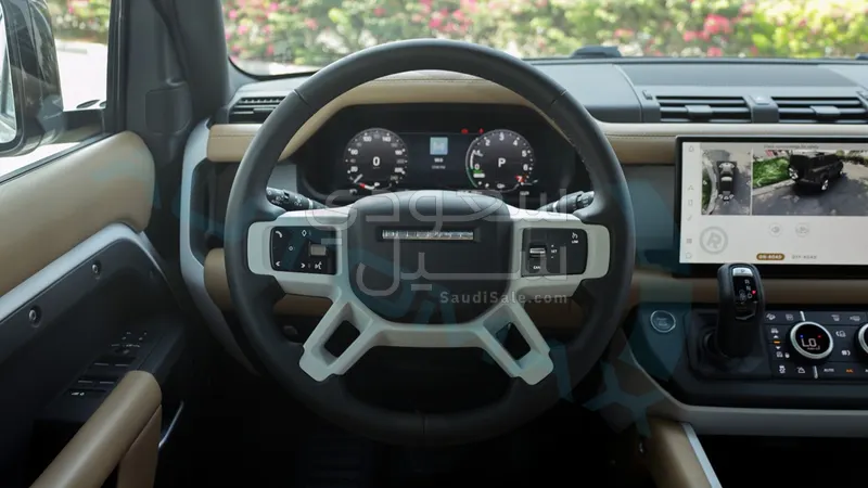 2025 Land Rover Defender X dynamic