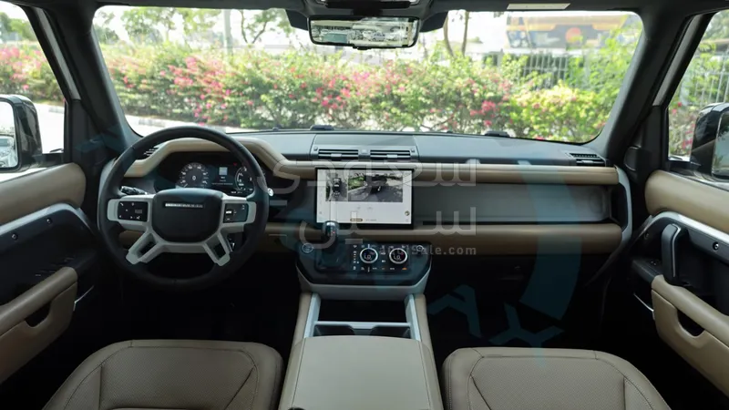 2025 Land Rover Defender X dynamic