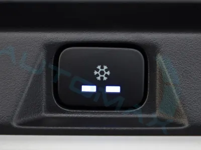 2025 Land Rover Defender X dynamic