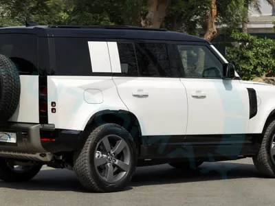 2025 Land Rover Defender X dynamic