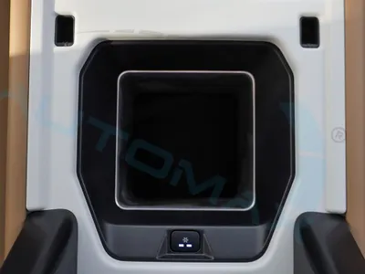 2025 Land Rover Defender X dynamic