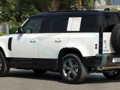 2025 Land Rover Defender X dynamic