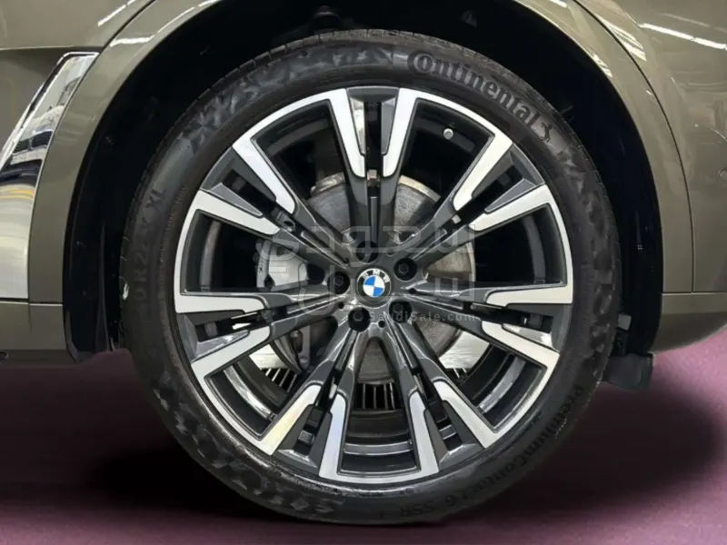 2025 بي ام دبليو الفئة اكس 7