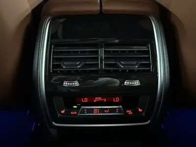 2025 بي ام دبليو الفئة اكس 7