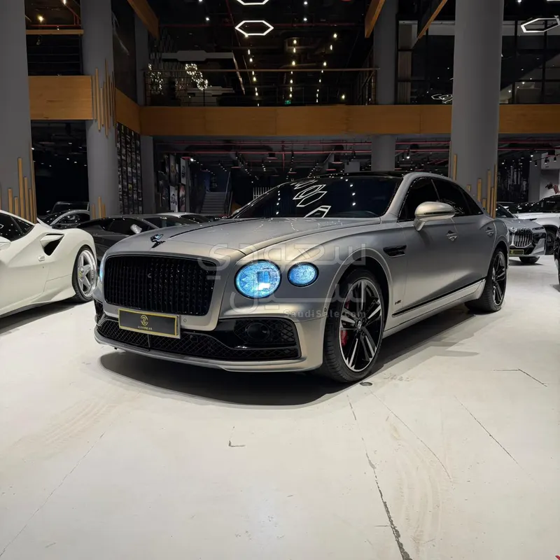 2020 بنتلي كونتيننتل فلاينج سبير دابليو 12
