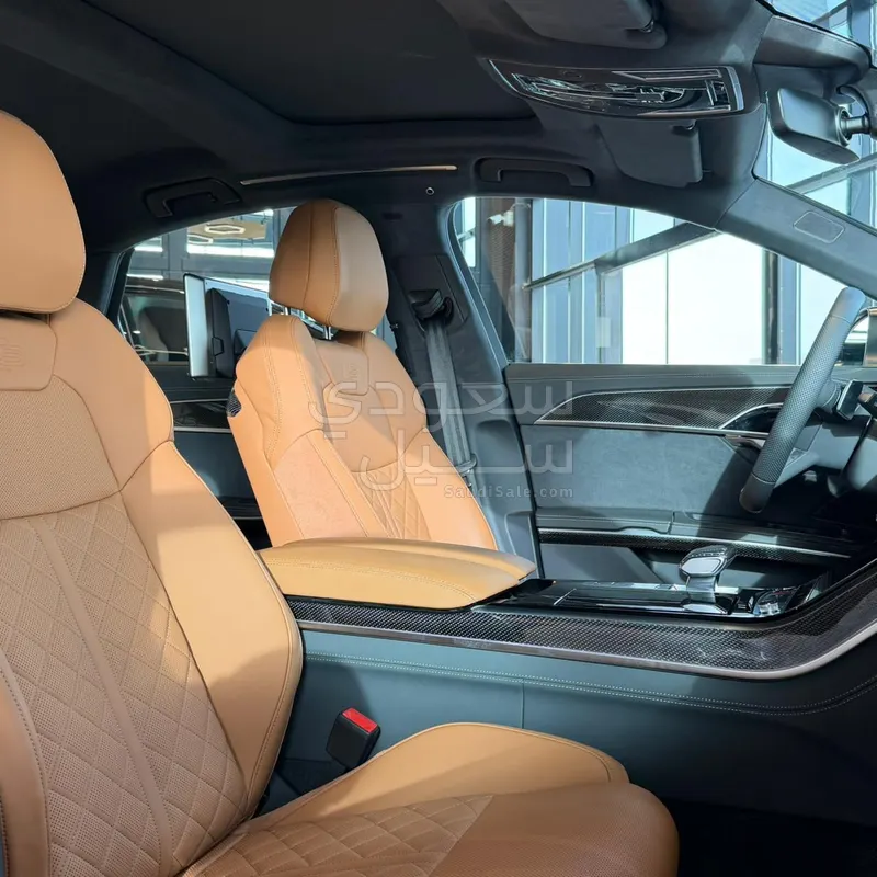 2025 اودي اس 8