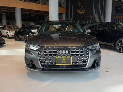 2025 اودي اس 8