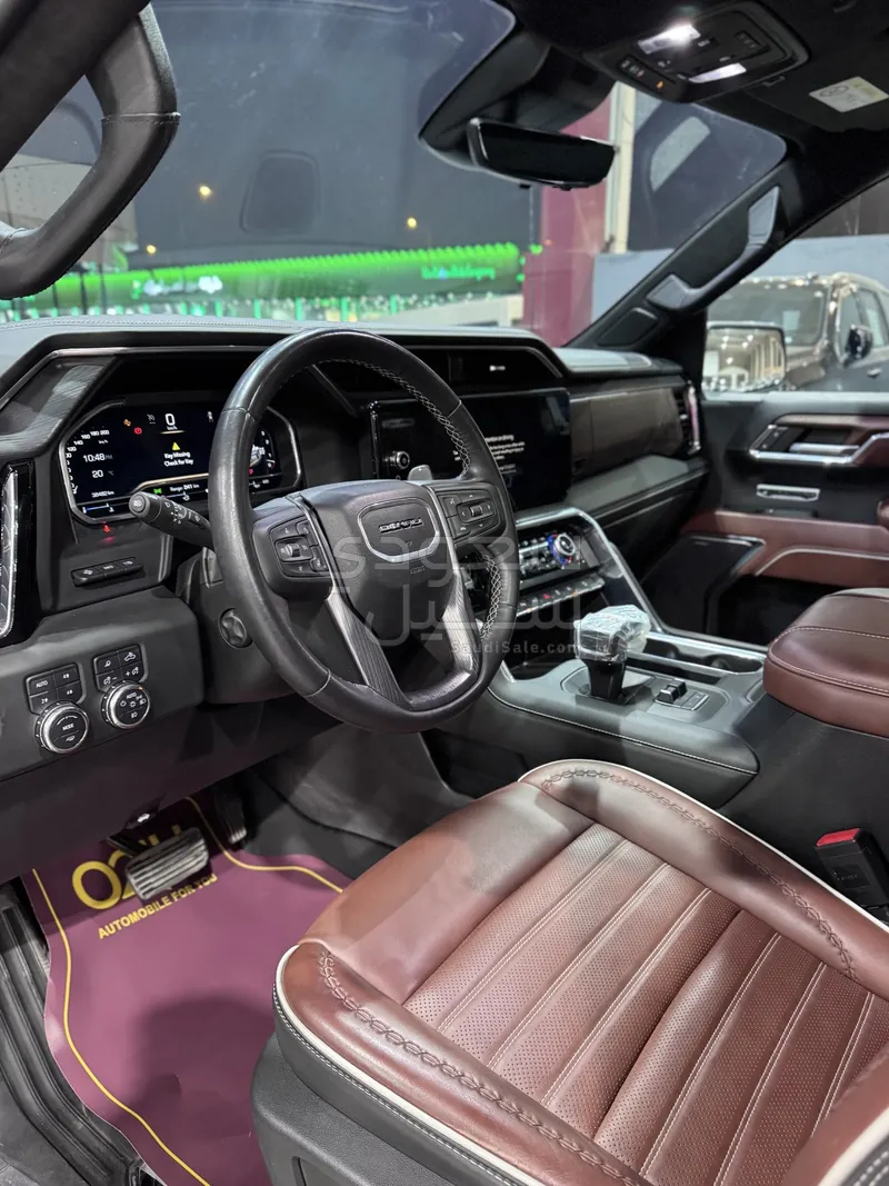 2023 جي ام سي سييرا دينالي