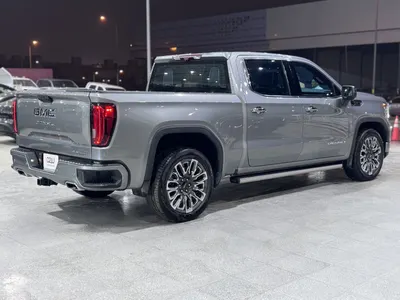 2023 جي ام سي سييرا دينالي