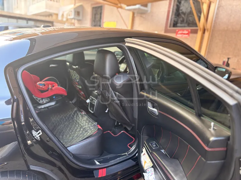 2023 دودج تشارجر اٍس ار تي 392 سكات باك