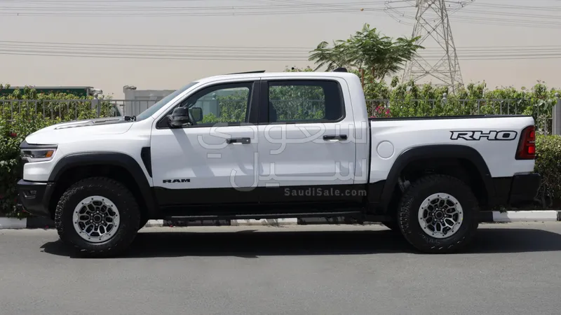 2025 دودج رام تي ار اكس