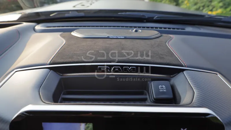 2025 دودج رام تي ار اكس