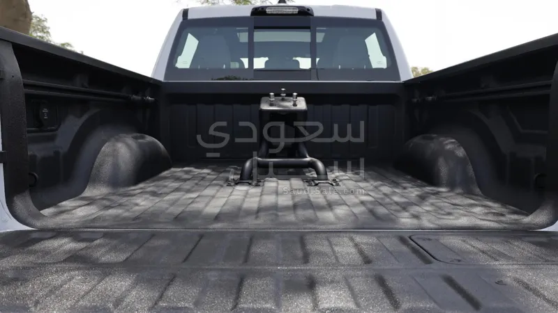 2025 دودج رام تي ار اكس