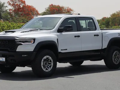 2025 دودج رام تي ار اكس