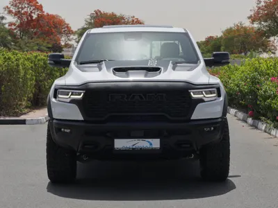 2025 دودج رام تي ار اكس