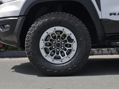 2025 دودج رام تي ار اكس