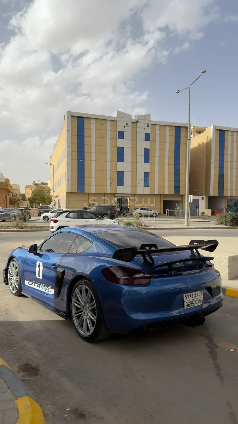 2016 بورش كايمان جي تي 4