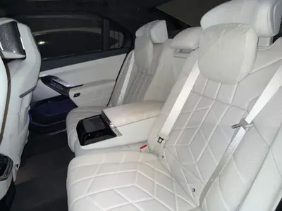 2023 بي ام دبليو الفئة السابعة 740أي