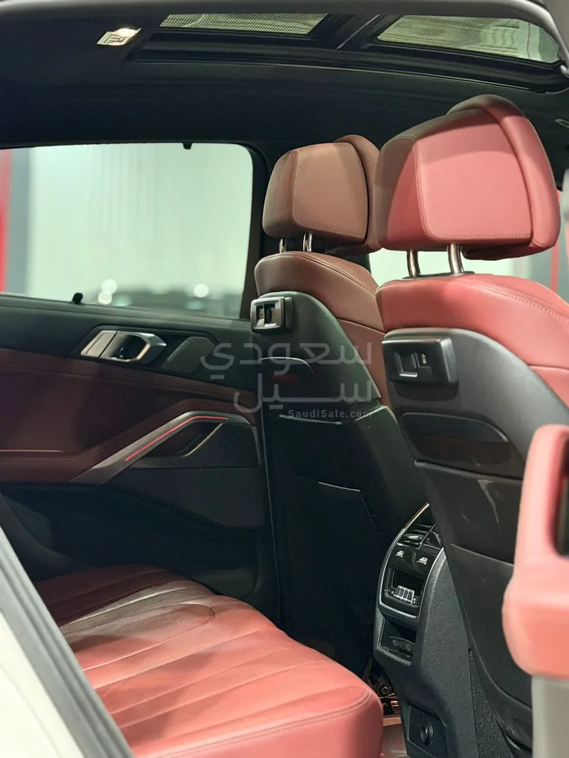 2023 بي ام دبليو الفئة اكس 6