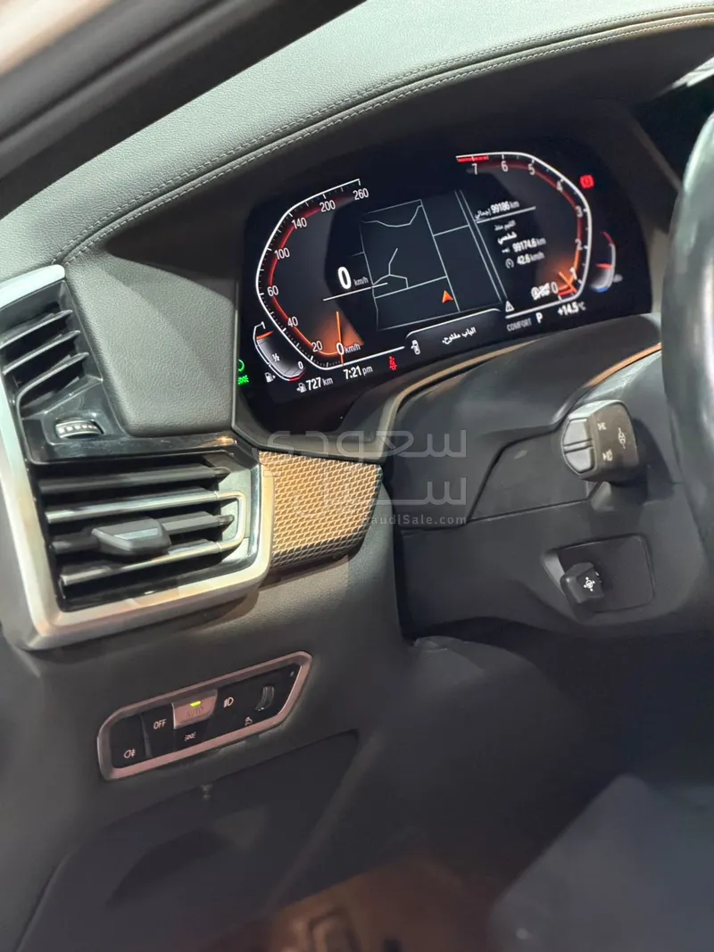 2023 بي ام دبليو الفئة اكس 6