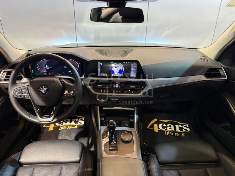 2022 بي ام دبليو الفئة الثالثة 320 أي