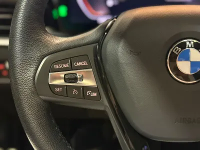 2022 بي ام دبليو الفئة الثالثة 320 أي