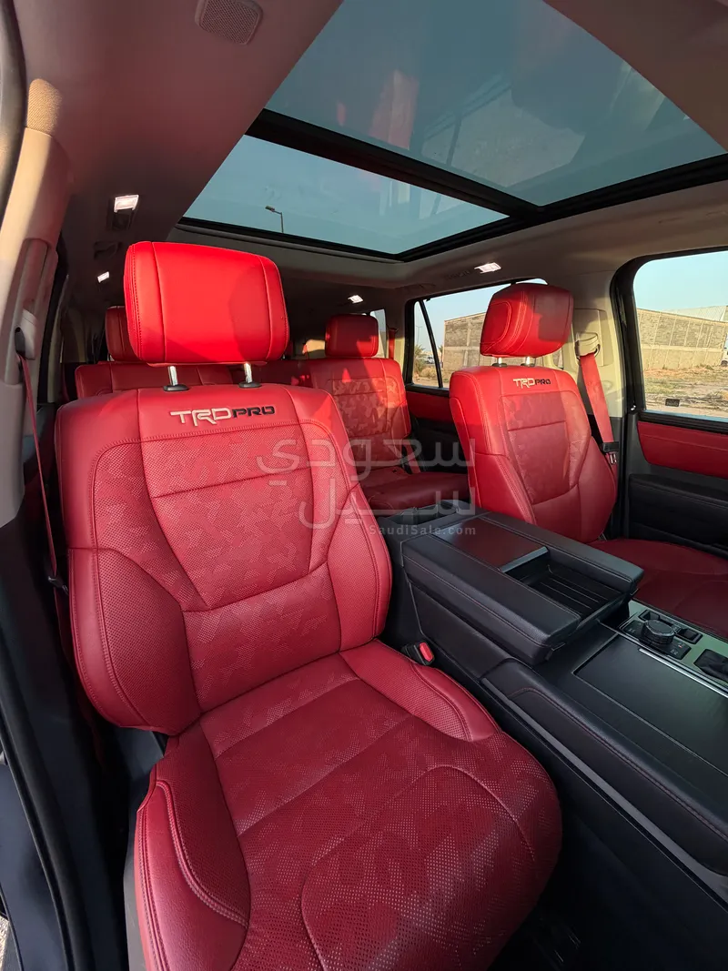 2023 تويوتا سكويا تي ار دي برو