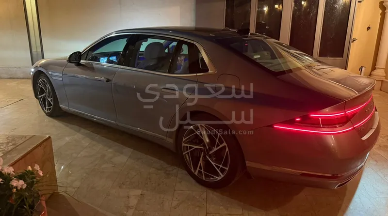 2023 جينيسيس جي 90