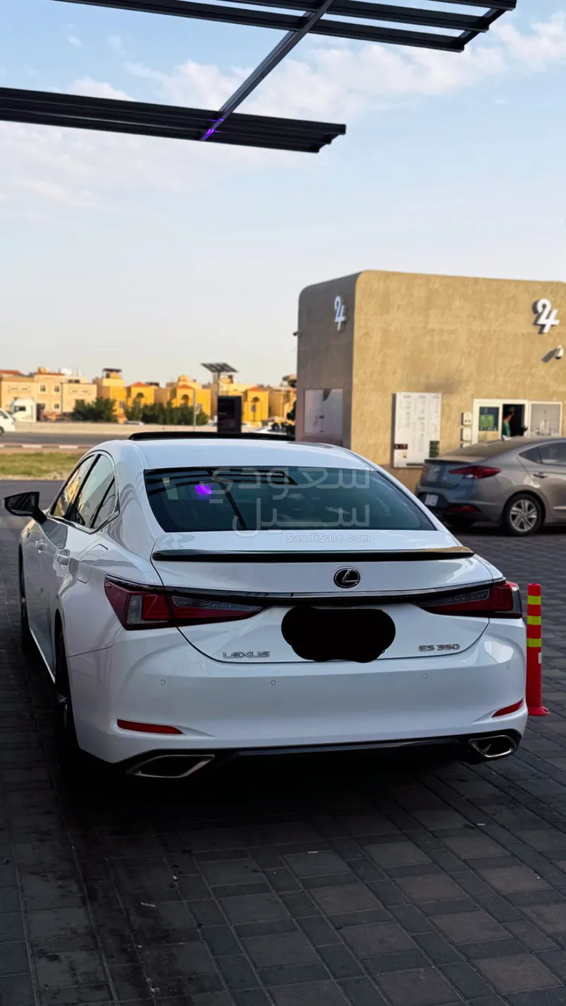 2022 لكزس إي إس 350 اف سبورت
