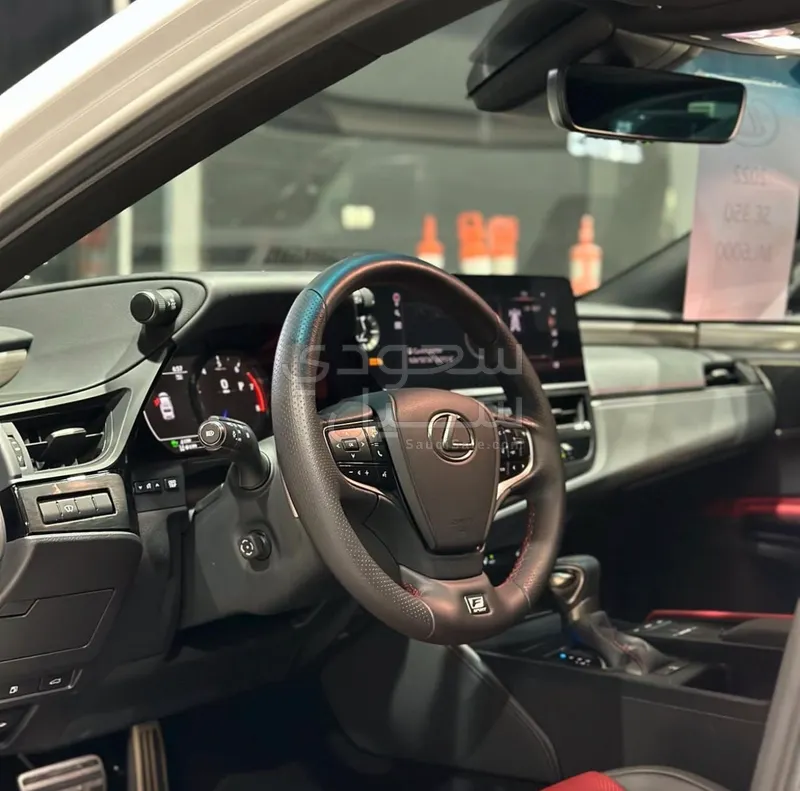 2022 لكزس إي إس 350 اف سبورت