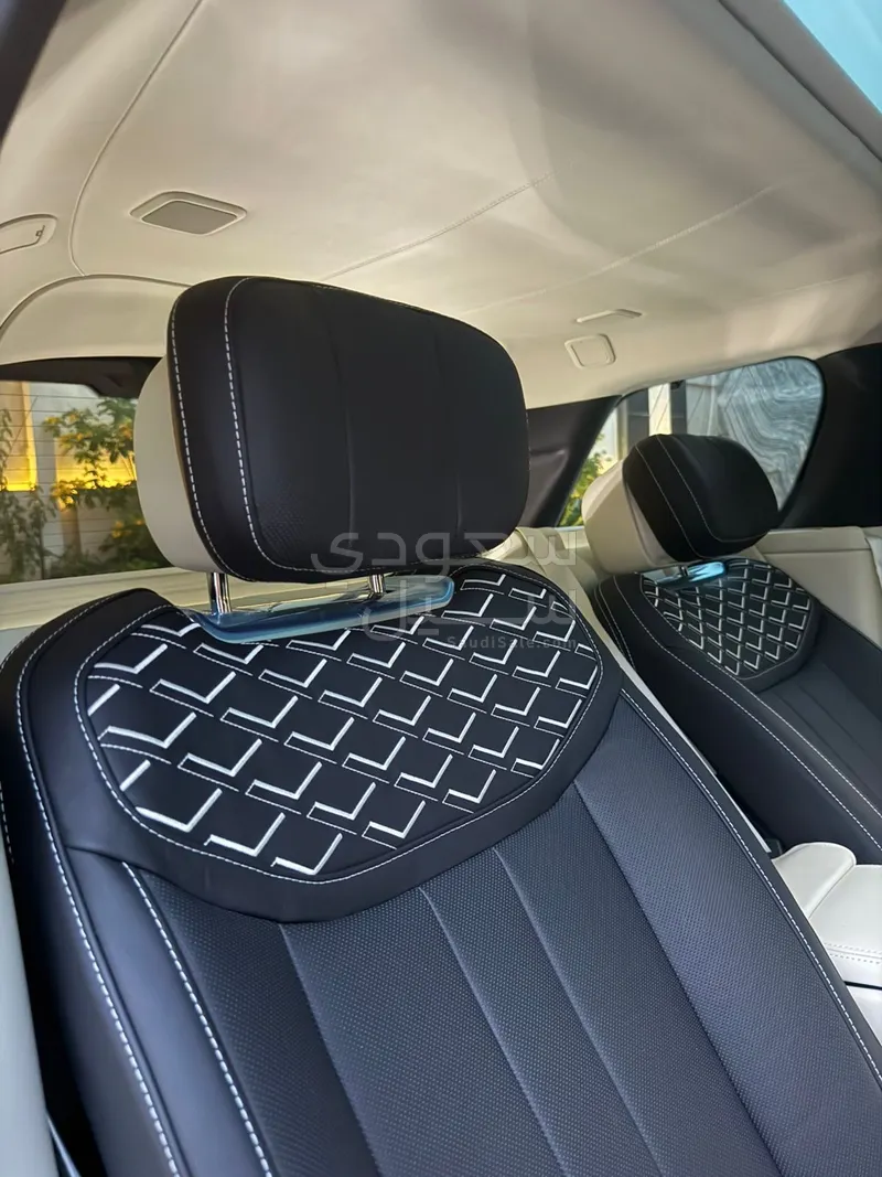 2025 لاند روفر رينج روفر اوتوبيوغرافي