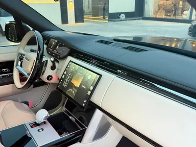 2025 لاند روفر رينج روفر اوتوبيوغرافي