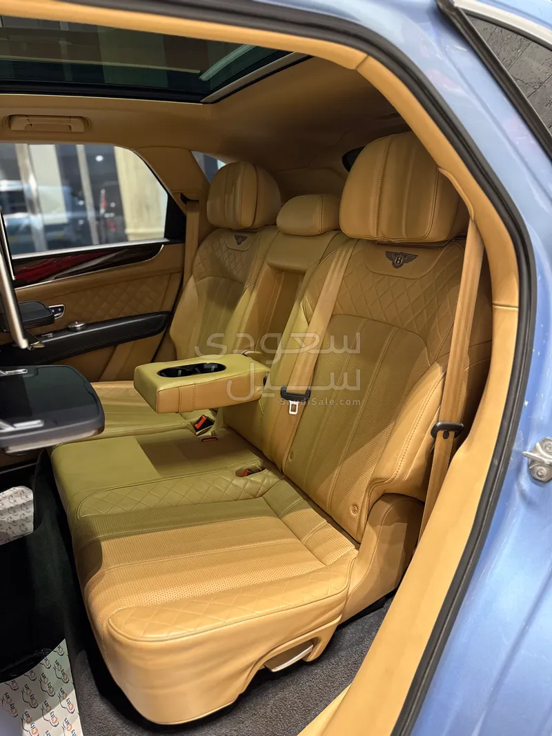 2017 بنتلي بنتايجا