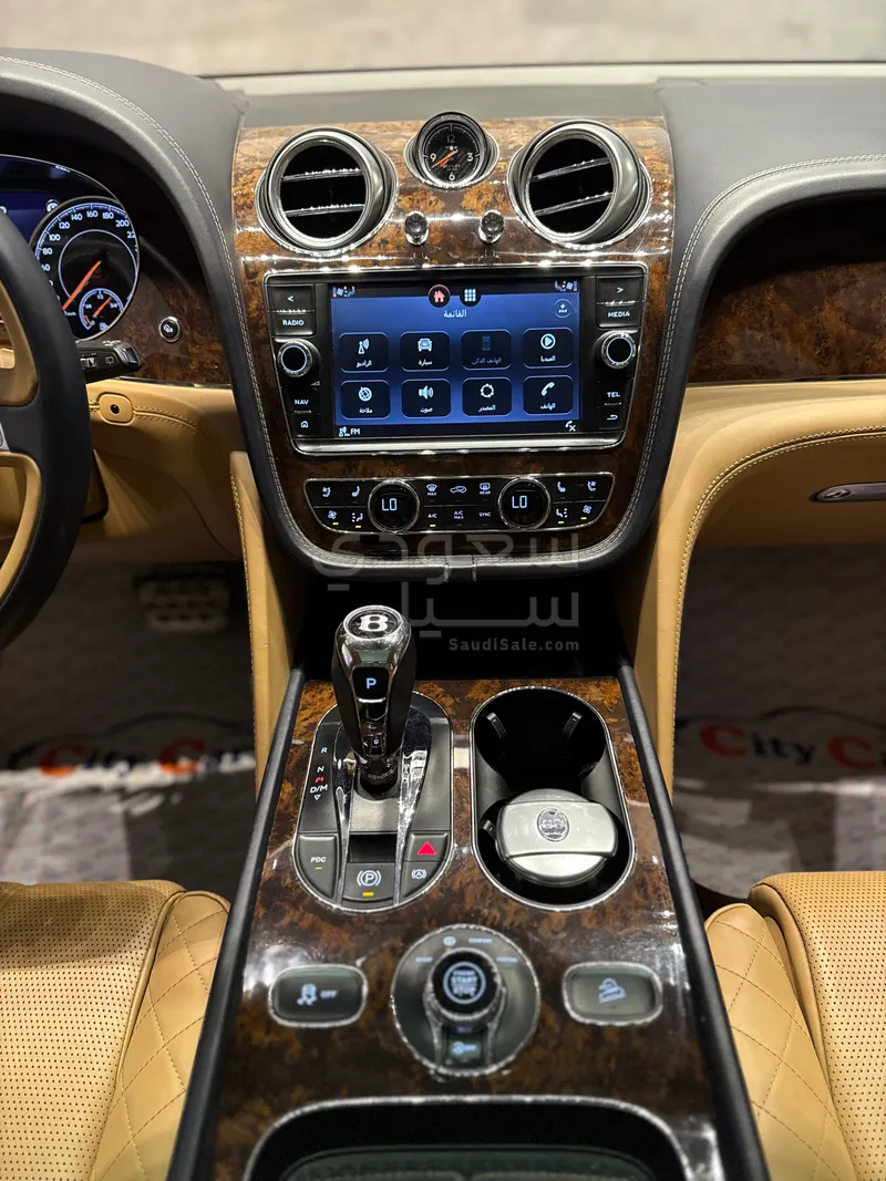 2017 بنتلي بنتايجا
